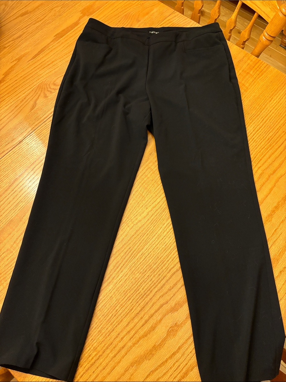 Roz & Ali Black Women's Straight-Leg Dress Pants
